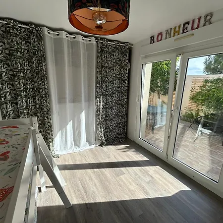 Carnon Moderne Et Climatisee A 250m Avec Piscine Ideal Pour Des Reussies Villa