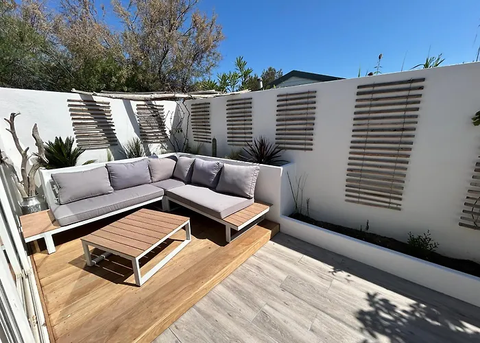 Carnon Moderne Et Climatisee A 250m Avec Piscine Ideal Pour Des Reussies Villa Mauguio